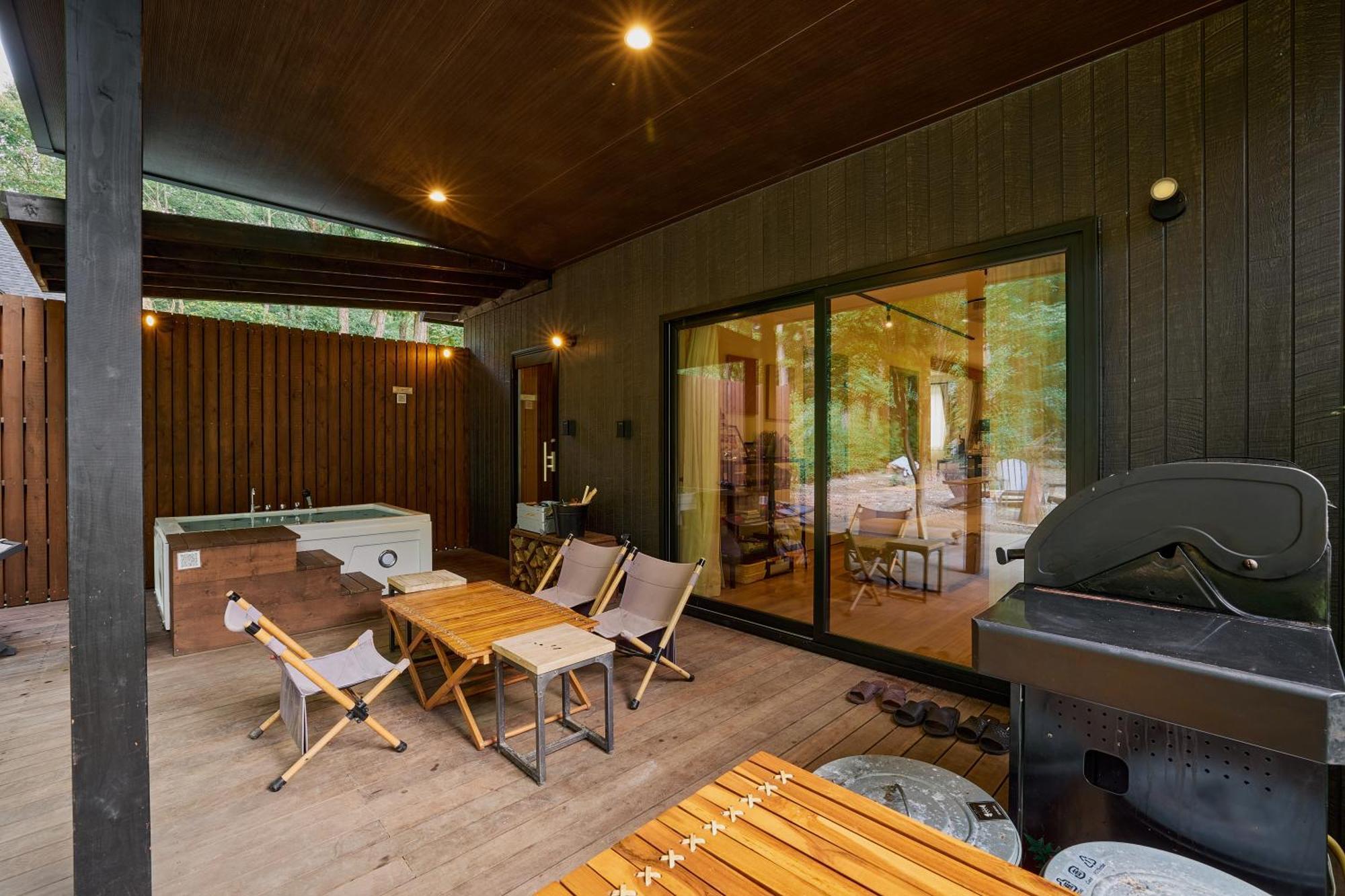 Sauna Forest Cabin 軽井沢 御代田　Mori-Asobi Oiwake Ngoại thất bức ảnh